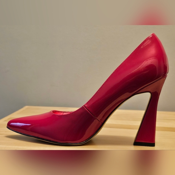 Nine West Trendz Tapered Heel Pumps Size 8.5 - Picture 9 of 10